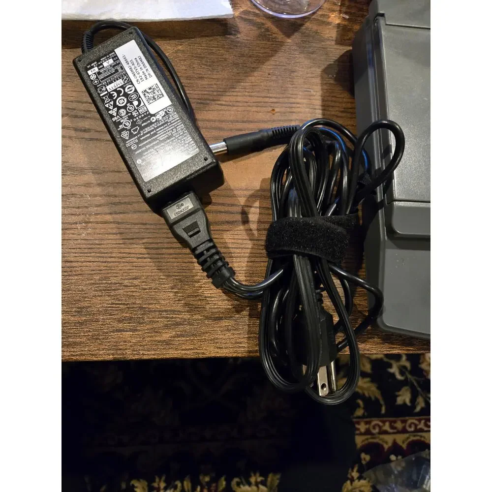 Dell Adapter 192-6TV5-A01 Works